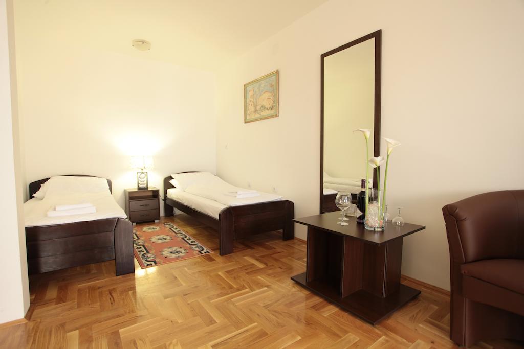 Hostel Royal Obrenovac  Værelse billede